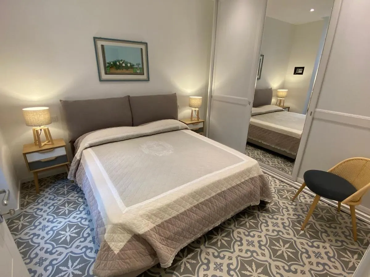 Suites 5 Stelle nel Borgo di Varazze 0*,  Italia